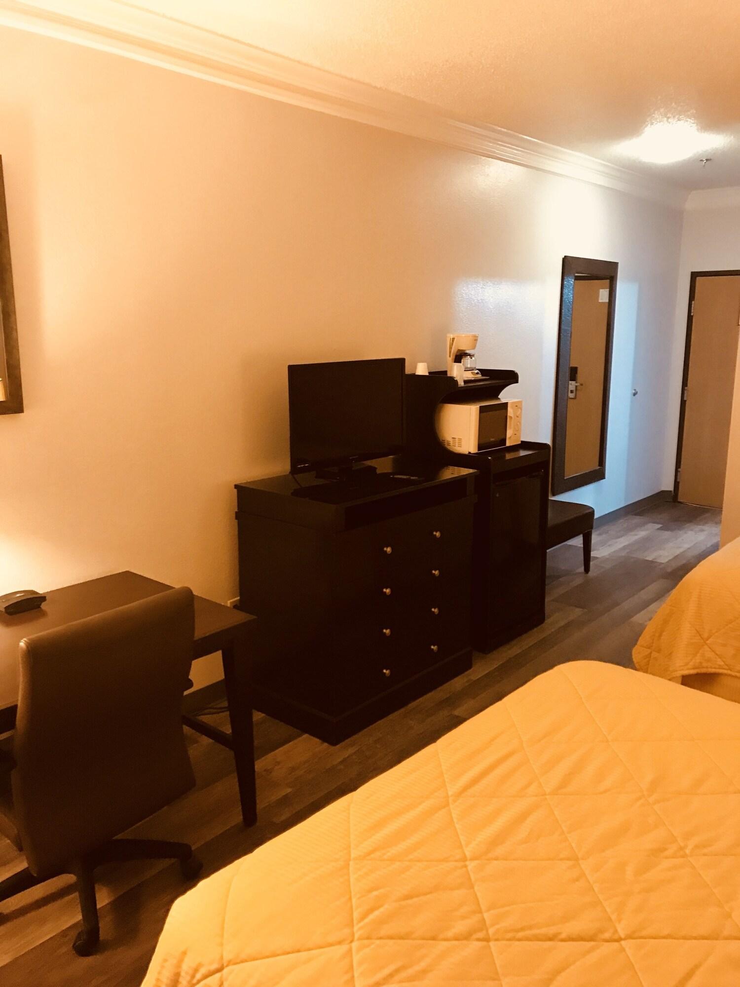 Rodeway Inn スティーブンビル エクステリア 写真