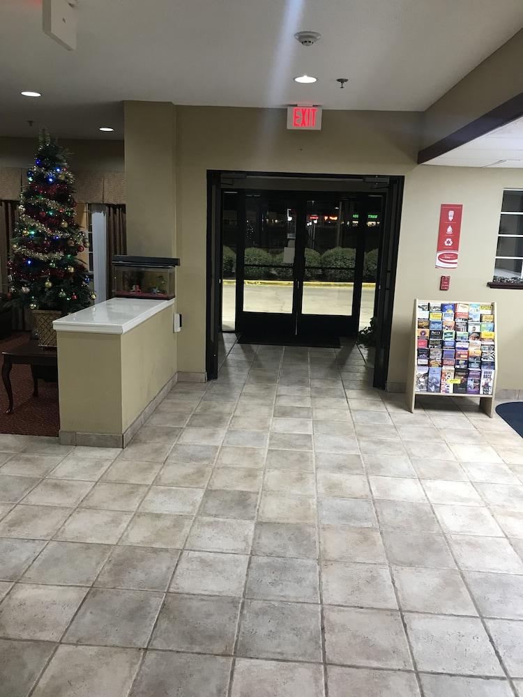Rodeway Inn スティーブンビル エクステリア 写真
