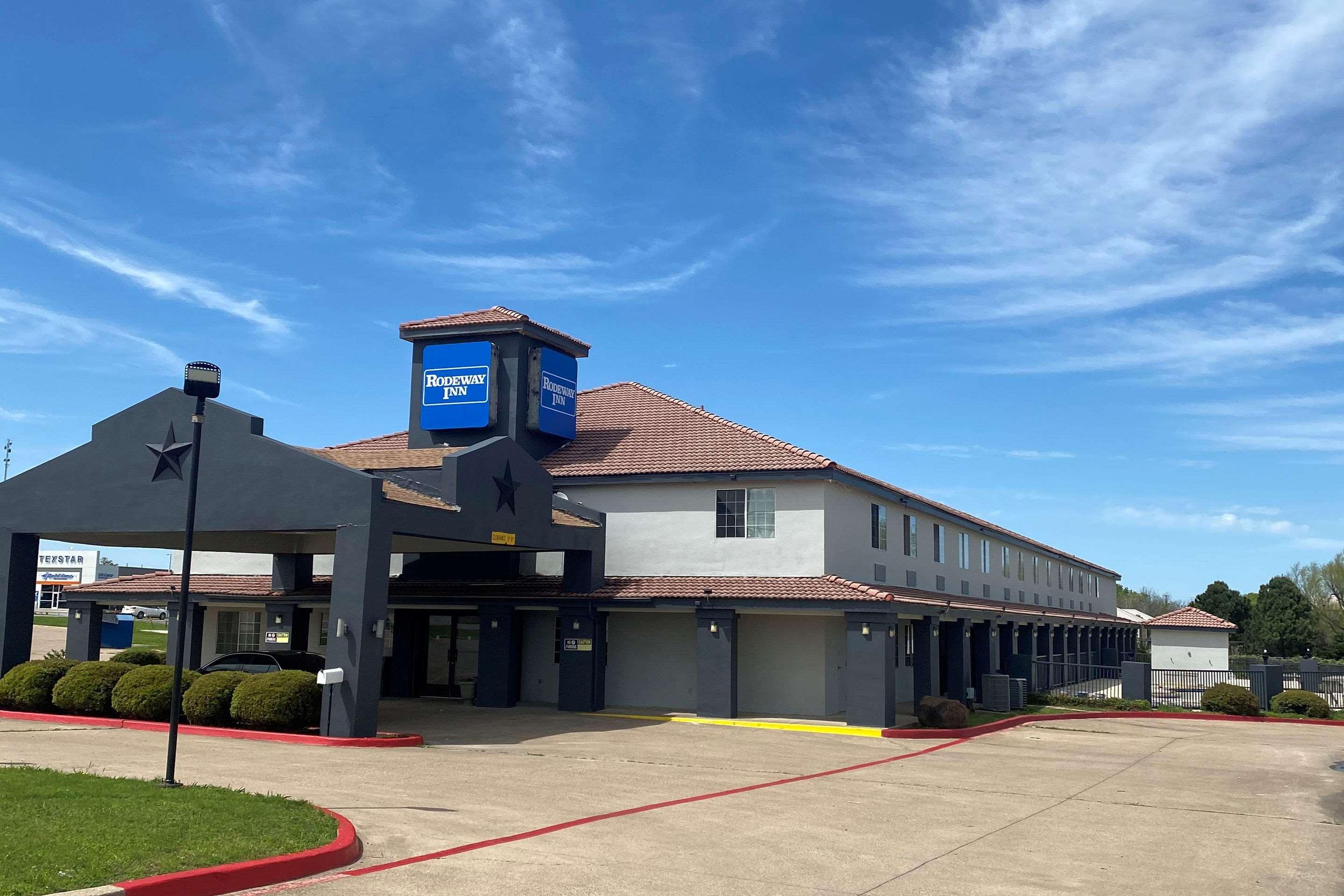 Rodeway Inn スティーブンビル エクステリア 写真