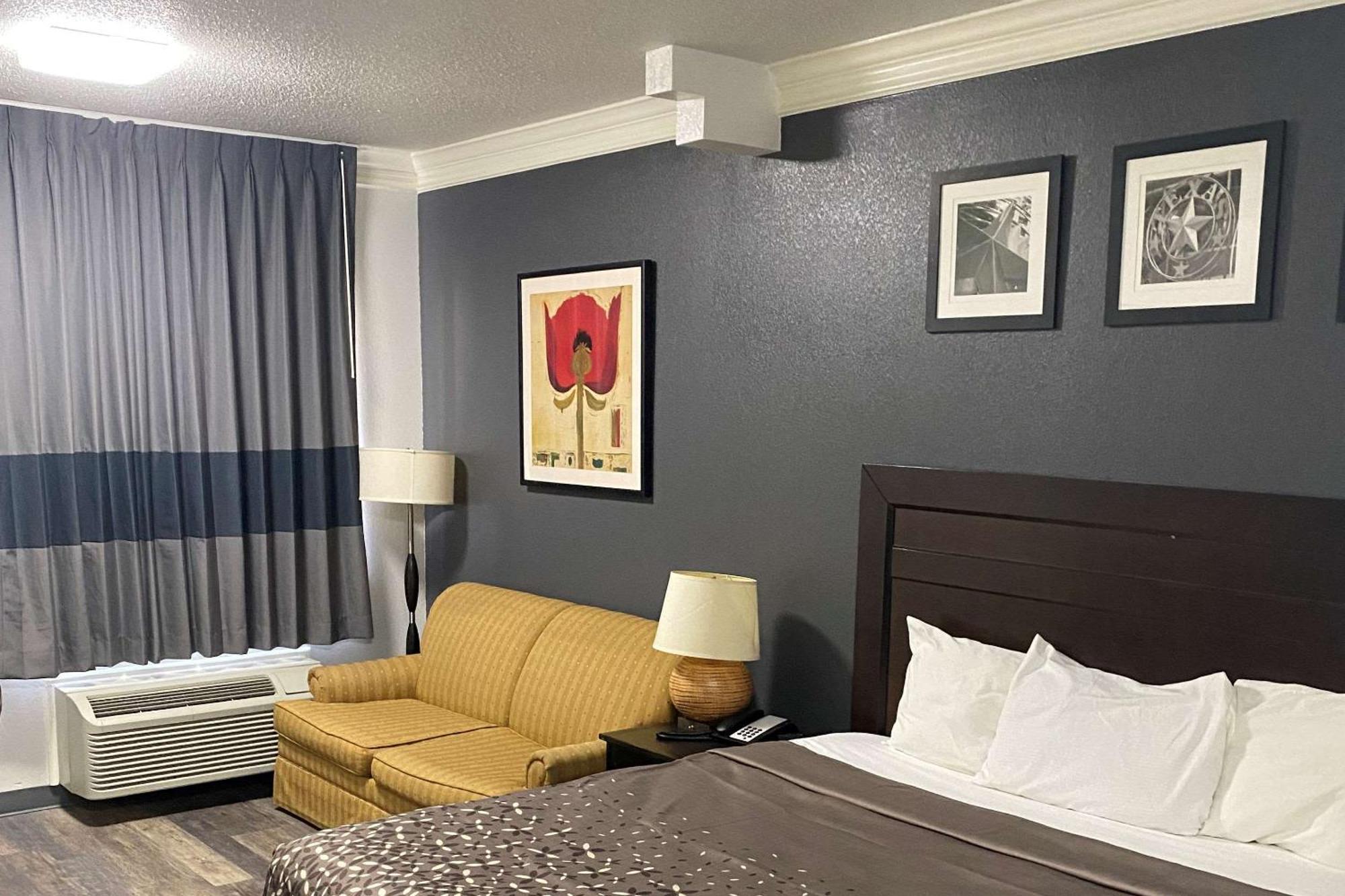 Rodeway Inn スティーブンビル 部屋 写真
